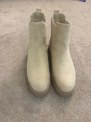 Old navy boots thumbnail 2