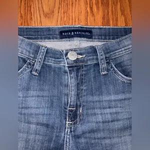 Vintage Rock & Republic Cropped Faded Blue Denim Ankle Jeans thumbnail 4