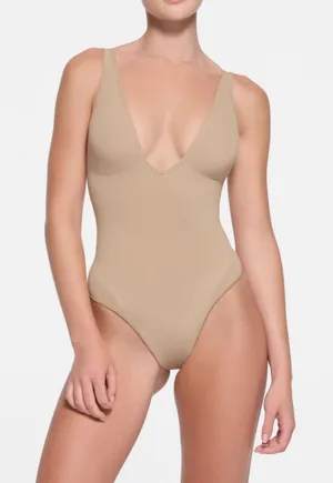 Skims Seamless Sculpt Deep Plunge Thong Bodysuit thumbnail 1