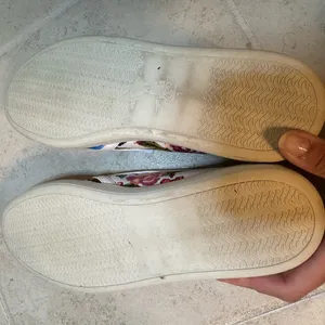 Trotters‎ Floral Alright Sneaker, 8N thumbnail 9