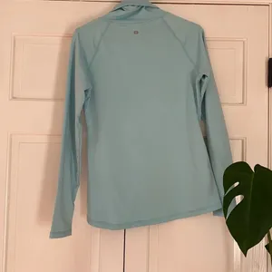 Layer8 cowl neck workout top dri fit quick dry long sleeve‎ lined thumb holes M thumbnail 5