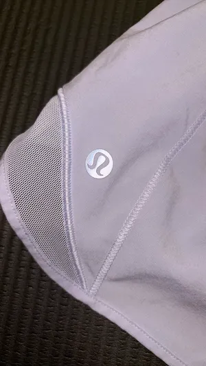 Hotty Lululemon Hot 2.5" Shorts thumbnail 3