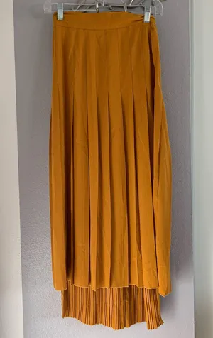 ASOS Yellow Pleated Maxi Skirt thumbnail 5