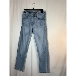 Wrangler Jeans Women’s Slim Straight Light Wash Blue 5-Pocket Inseam 32"" thumbnail 3