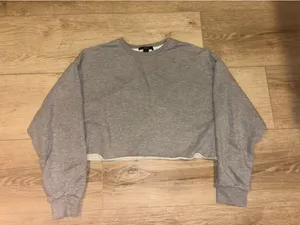 Forever 21 loungewear grey cropped crewneck thumbnail 1
