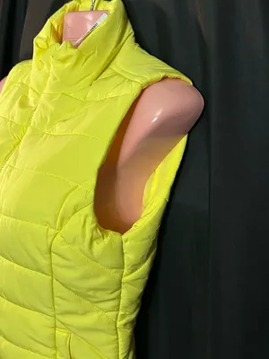 Aeropostale Women’s Lemon Yellow Quilted Puffer Vest XS NWT thumbnail 5