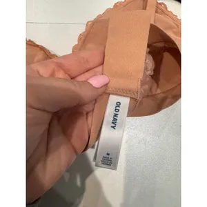 Old Navy Women Medium Lace‎ Trim Bralette Pink Peach Adjustable Strap thumbnail 3