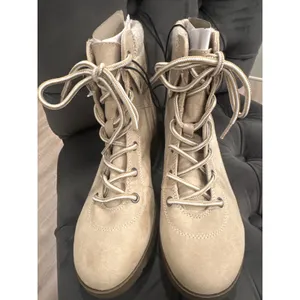 Womens Tan Suede boho Knit Cuff Lace Up Ankle st John bay Boots Shoes Size 7.5 thumbnail 2