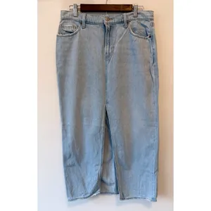 Old Navy Women's Maria Mid Rise Column Front Slit Denim Midi Skirt Size‎ 8 thumbnail 2
