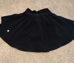 Lululemon Skirt thumbnail 1