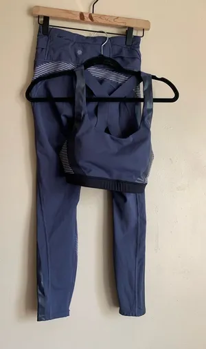 Allyson Felix Athleta Women Size Small Set Blue Athletic Outfit Top Bottom thumbnail 1