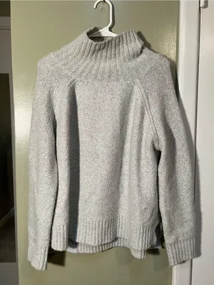 Gilli Women's Size Medium Mock Neck Turtleneck Sweater Light Gray Stretch LT1243 thumbnail 3