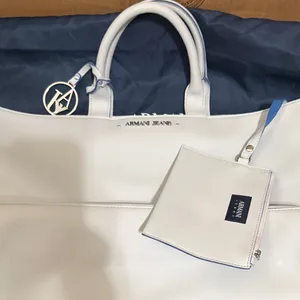 Armani Jeans White Leather Tote Bag thumbnail 5