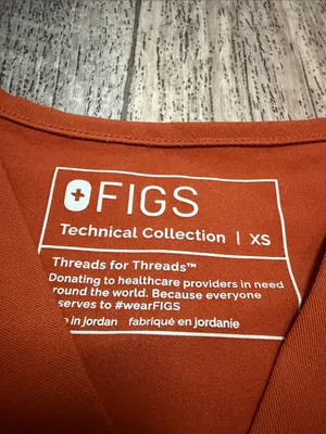 FIGS Dirty Chai Two Piece Scrub Set thumbnail 3