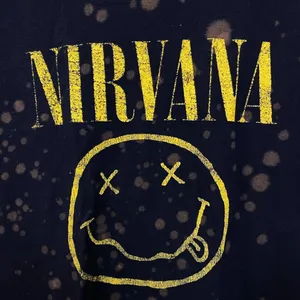 Nirvana Nevermind Bleach Dye Grunge Rock Tshirt size Medium thumbnail 2