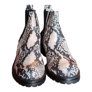 Universal Threads Universal Thread Danton Boots Size 8 Cream Snake Print thumbnail 2