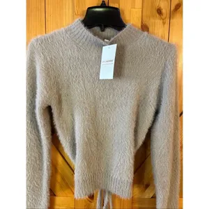 ee:some Women's Fuzzy Cropped High Low Beige Sweater NWT Size Small (5406) thumbnail 2