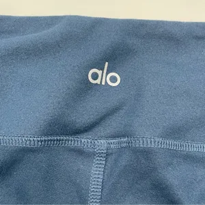 ALO Yoga Leggings Blue‎ Pink Mesh Chevron Sheer Stripes Cropped Capri Size Small thumbnail 13