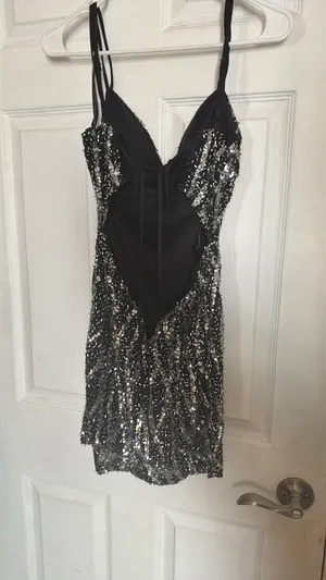 Silver and black Windsor short dress thumbnail 2
