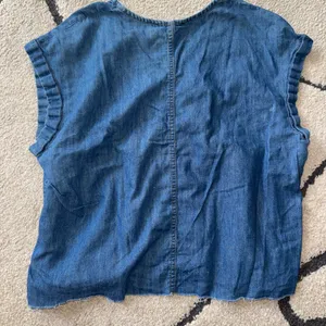 Denim Blue Women's Top Size L thumbnail 3