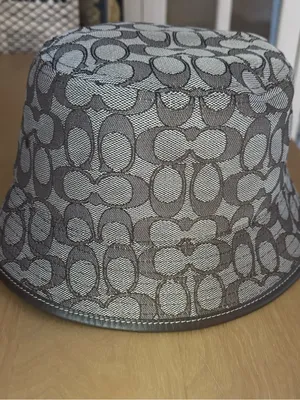 Coach Signature C Jacquard Bucket Hat NWT thumbnail 2