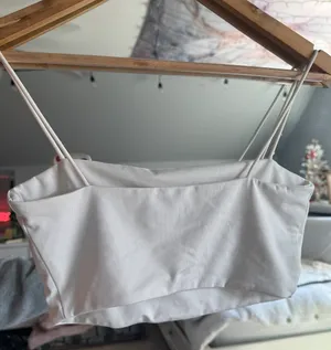 Crop Top thumbnail 3