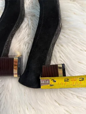 Tory Burch Black Suede Flats with Gold Logo Medallion size 7.5 fair condition thumbnail 7