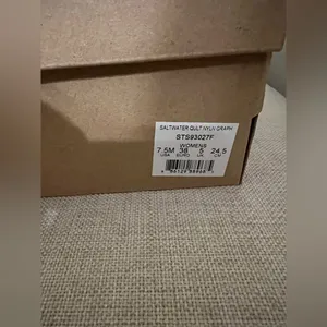 Sperry Saltwater Quilt Boots- 7.5 Women’s thumbnail 4