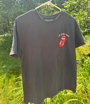 Pull and Bear Rolling Stones T-Shirt thumbnail 1
