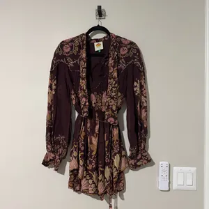 Farm Rio Burgundy Bella Knotted Neckline Size XS thumbnail 2