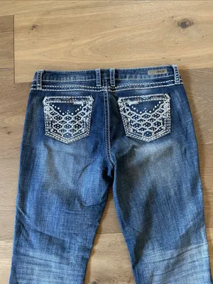 Wrangler Rock 47 Ultra Low Rise Bootcut Jeans Size 32X32 Embroidered/Rhinestones thumbnail 9