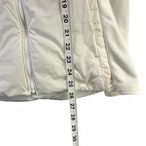 Lululemon Run For Cold Vest Womens 10 Cold‎ Weather Athleisure Layers Outdoors thumbnail 8