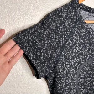 Lululemon Swiftly Tech Short Sleeve shirt 12 thumbnail 2