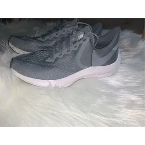 Nike running sneakers size 8  zoom windflow 6 gray thumbnail 2