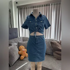 BUNDLE 2 ITEMS FOR $8✨ 🌸AMTIOUS western denim cutout dress ✨ Blue Size M thumbnail 3