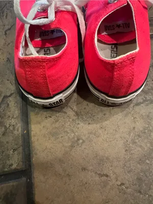 Converse Chuck Taylor Low Top Pink Sneakers - Women's 9 thumbnail 4