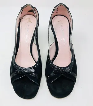 Black suede peep toe heels, made in Italy thumbnail 3