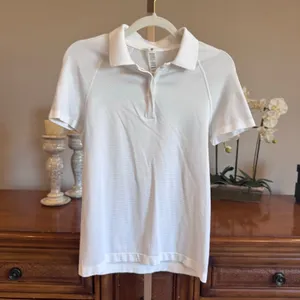 Lululemon Swiftly Tech Short Sleeve Polo Shirt White Size 8 thumbnail 2