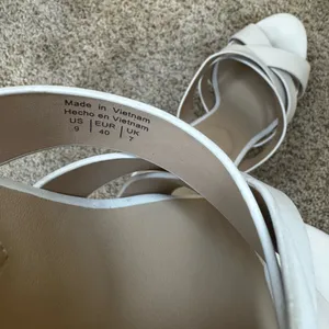 ALDO White Platform Block Heel Sandals | Casuarina Style | Size 9 thumbnail 9
