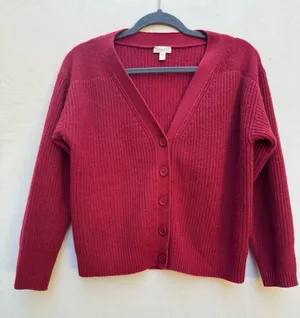 Garnet Hill 100% Cashmere Cardigan Sweater Burgundy Red V Neck Button XS thumbnail 1