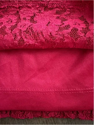 Bay Studio Red Lace Sleeveless Blouse Size M EUC Size M thumbnail 6