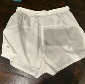 Lululemon Shorts thumbnail 2