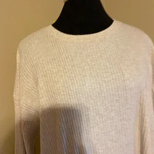 H&m ribbed cream tan long sleeve top 💜 thumbnail 2