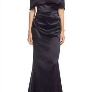 Vince Camuto Off the Shoulder SATIN Ruched thumbnail 4