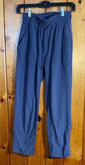 Lululemon Beyond the Studio High Rise Crop Size 2 dance studio pants night sea thumbnail 1