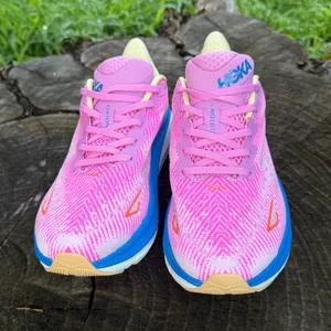 Hoka One Oh ne Clifton 9 Running women’s shoes size 7.5 Brand New New (no box) thumbnail 2