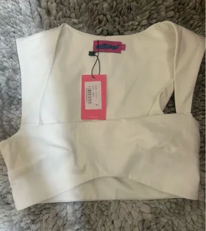 White crop top thumbnail 1