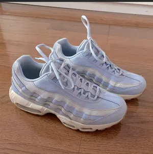 Nike Air Max 95s thumbnail 2