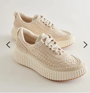 Dolce Vita “Dolen” Platform woven Cream Sneakers with textured fabric size 7.5 thumbnail 1