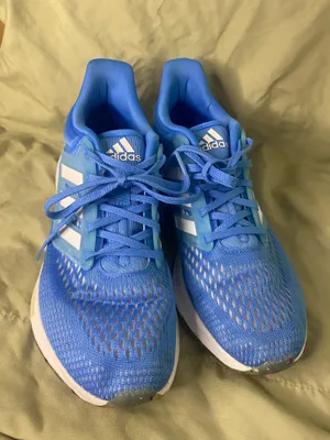 Adidas Womens Running Shoes Size 9 thumbnail 2